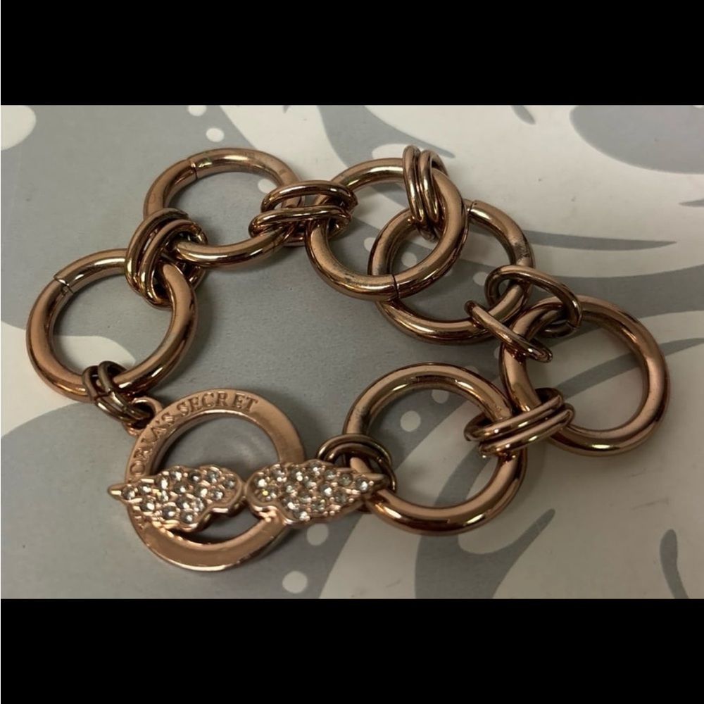 VS bracelet